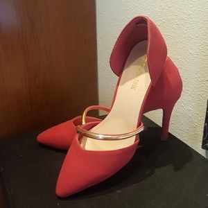 Red Heel